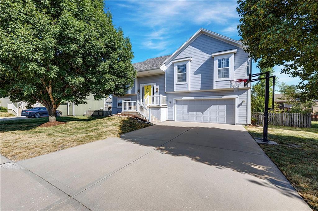 713 S Meadowbrook Street - Photo 1