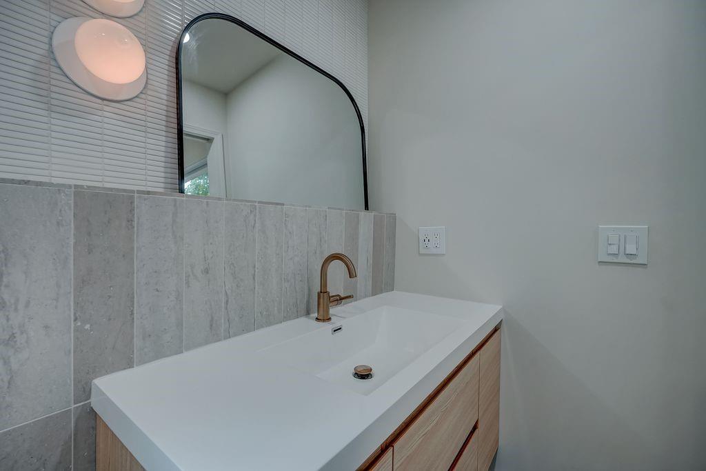 Thumbnail 20