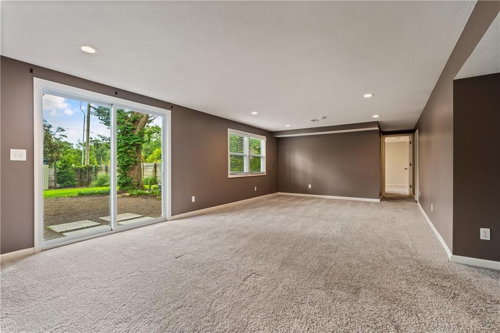 Thumbnail 40