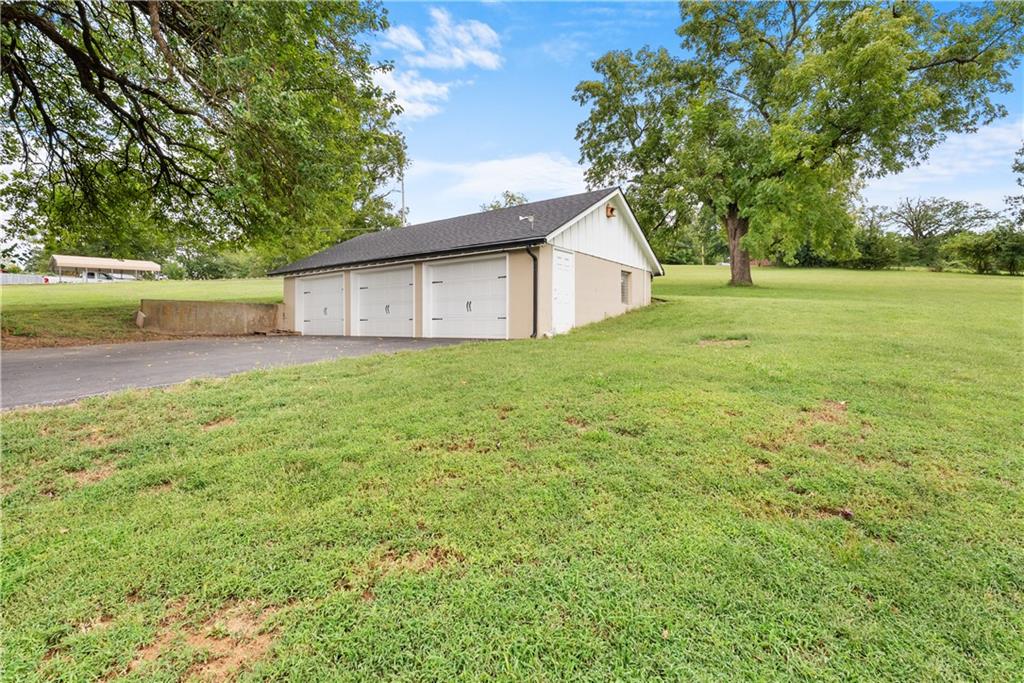 Thumbnail 26