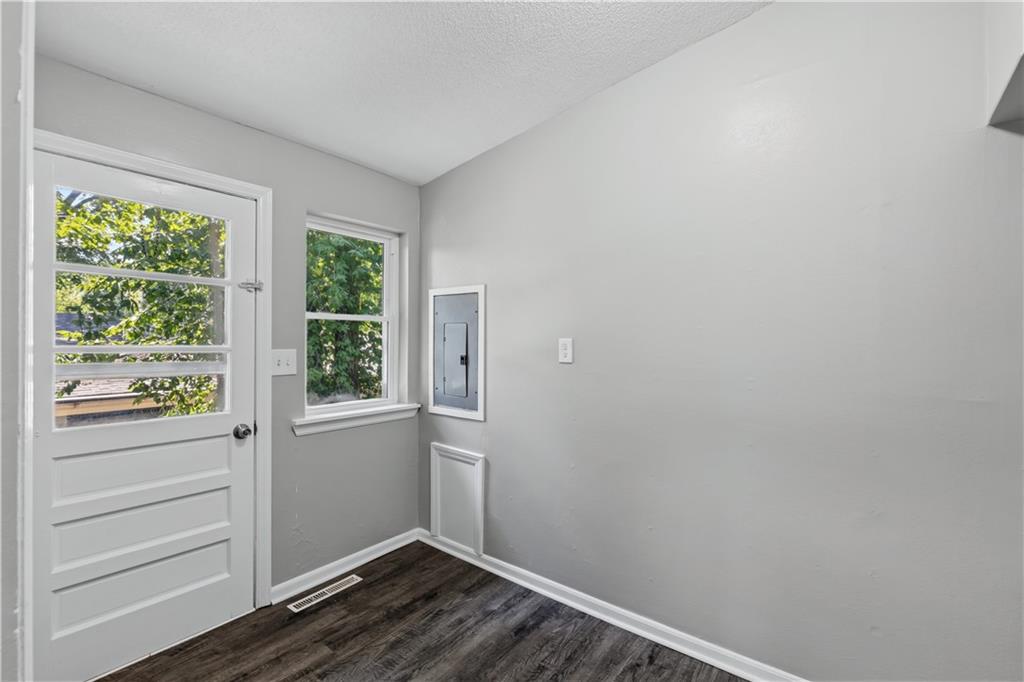 Thumbnail 19