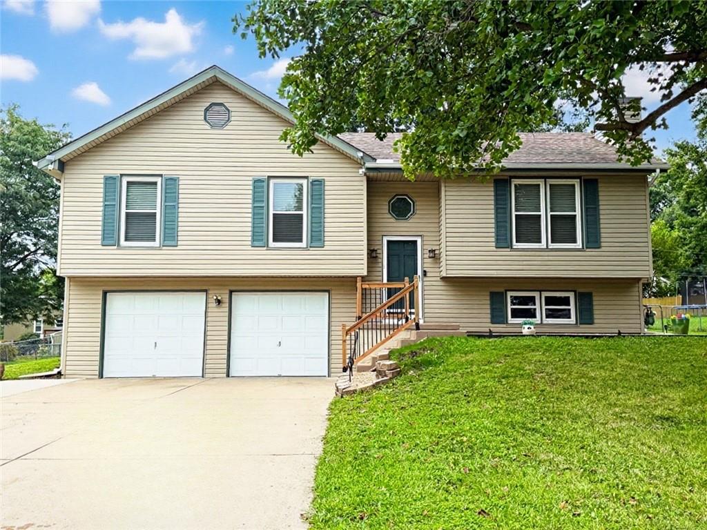 1607 NE 114 Street - Photo 1