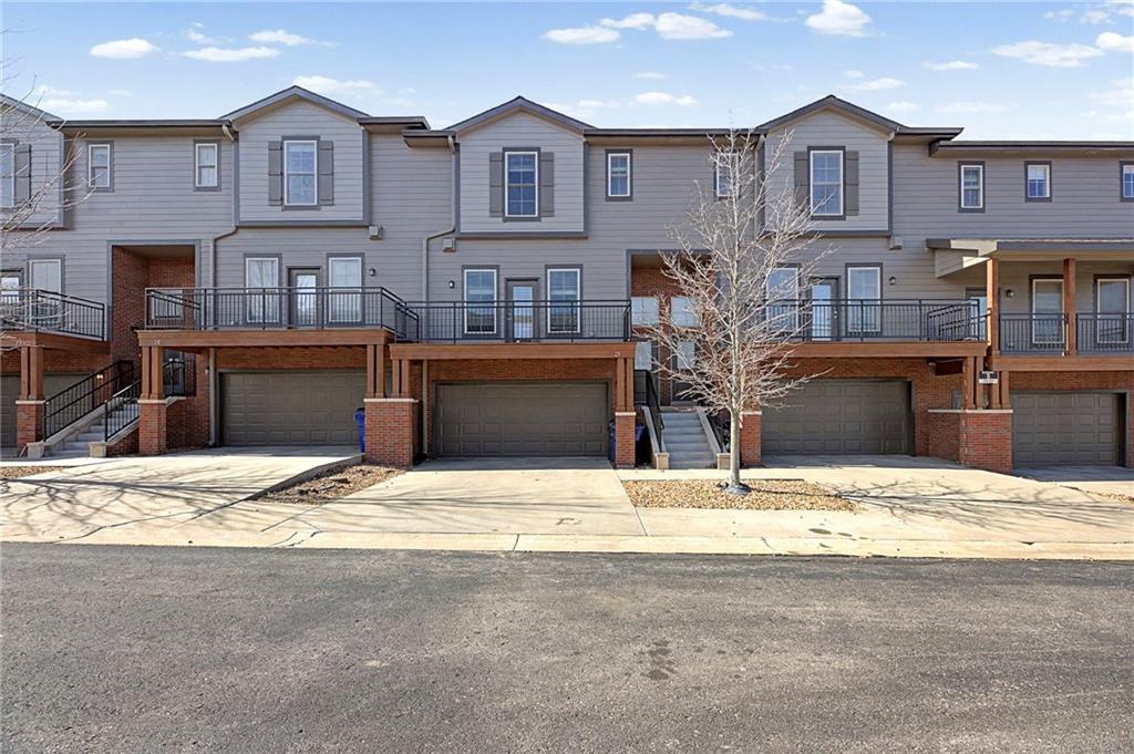 5245 Overland Drive #B25