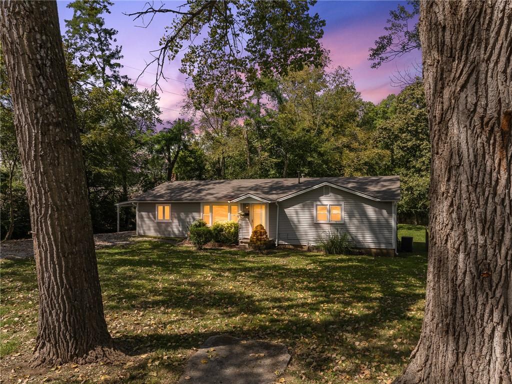 607 SW 8th Street - Photo 1