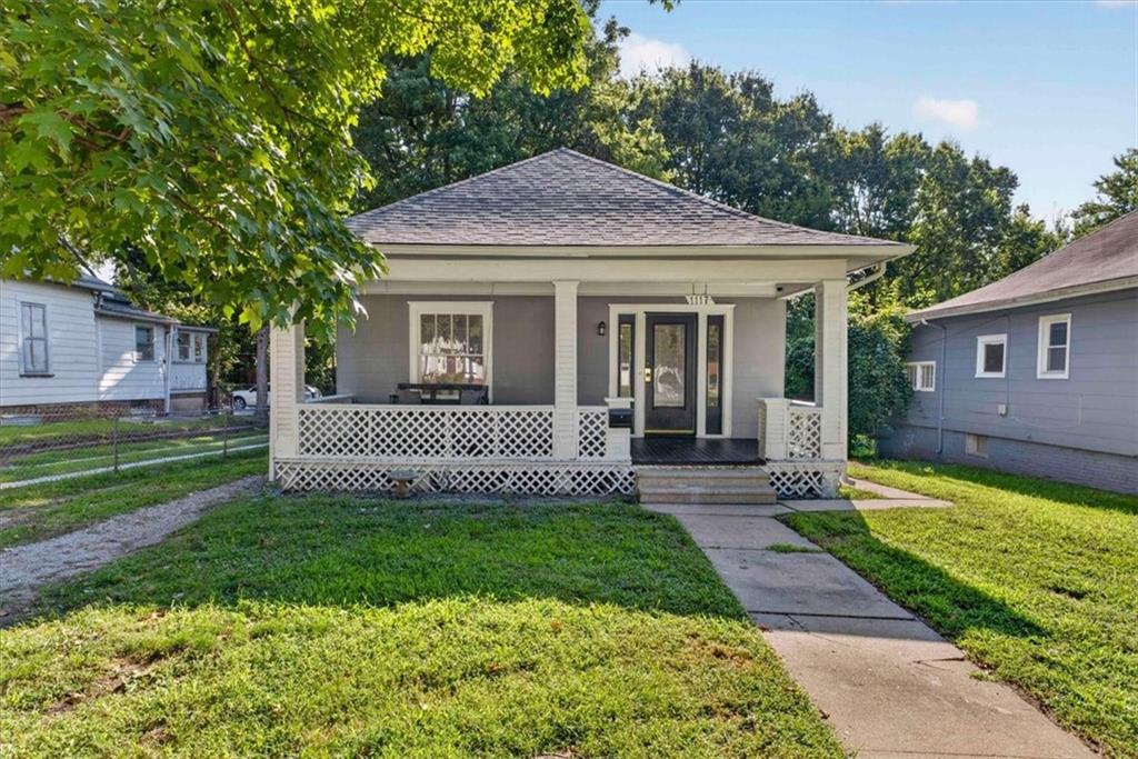 1117 S Noland Road - Photo 1