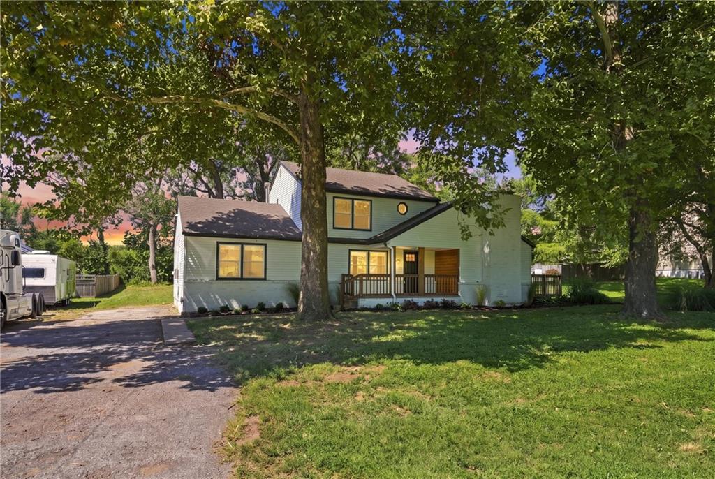 812 S 94th Street