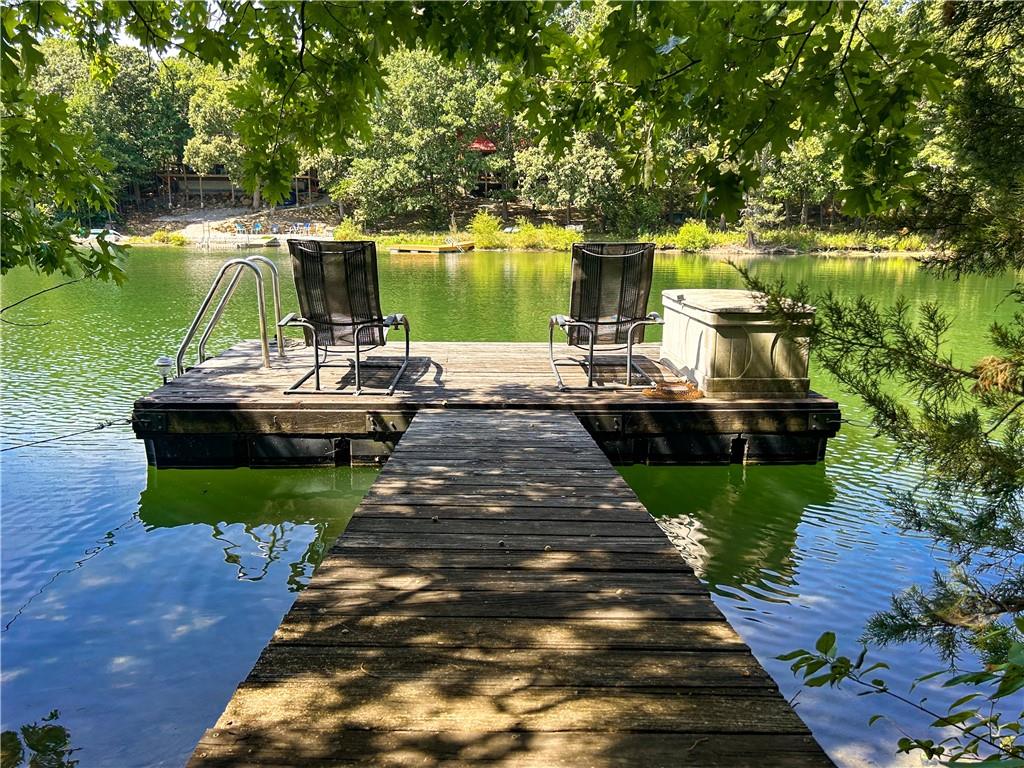 37 & 41 NE Fishing Lake Drive