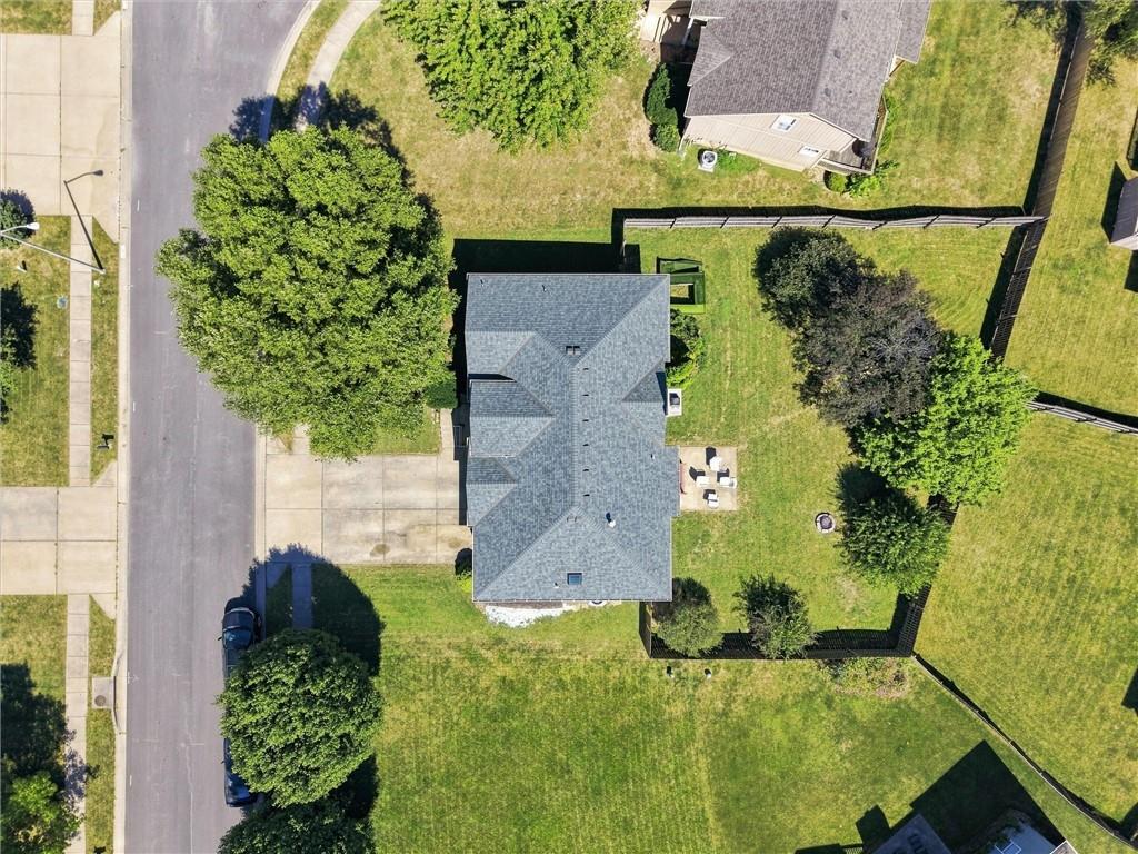 Thumbnail 33