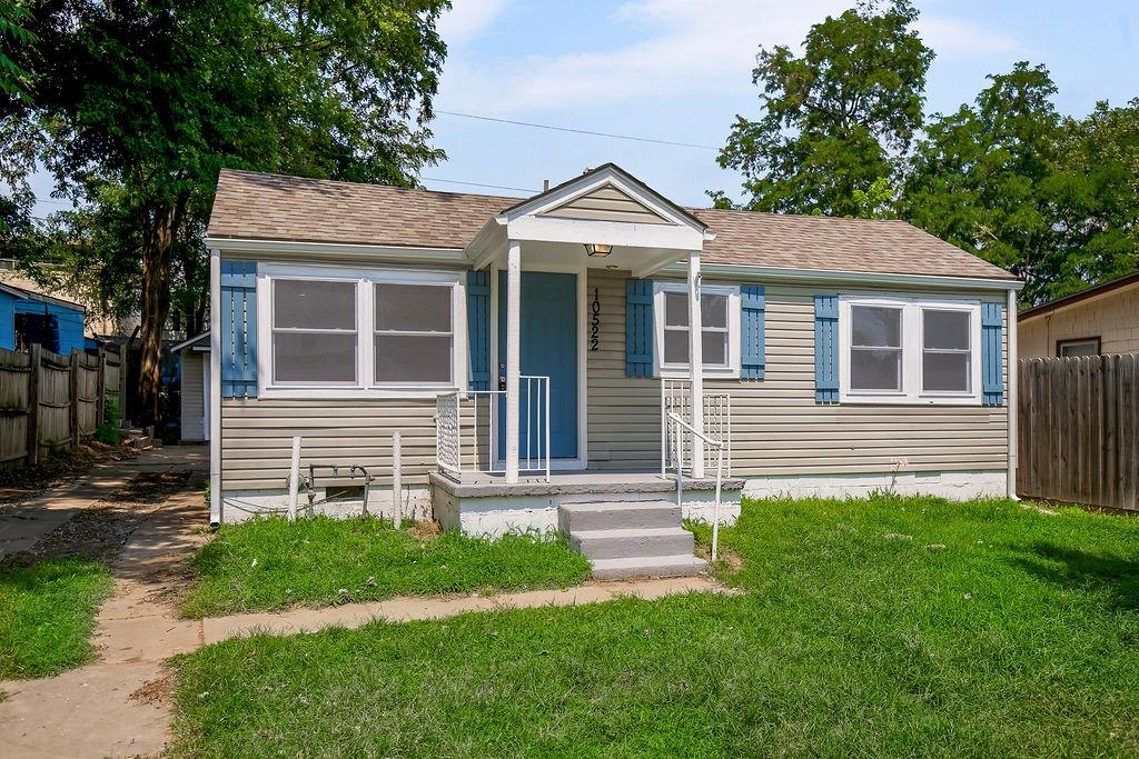 10522 E 6th Street - Photo 1