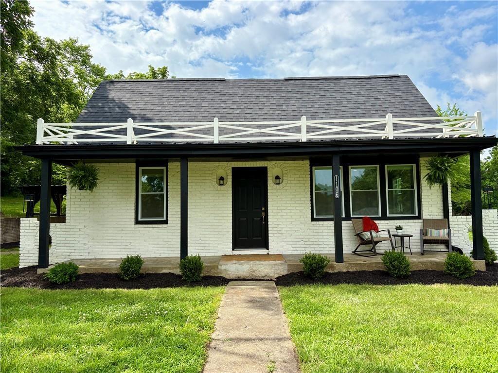 1106 College Hill Street - Photo 1