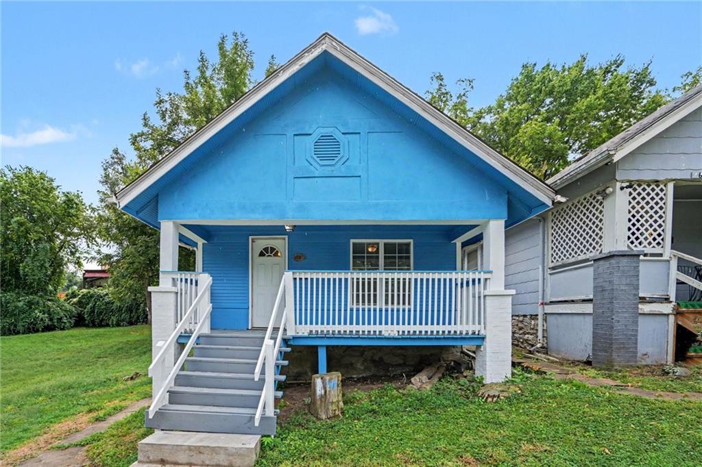6039 E 14TH Street - Photo 1