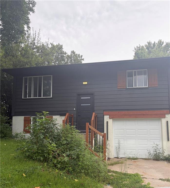 8632 E 97th Terrace - Photo 1