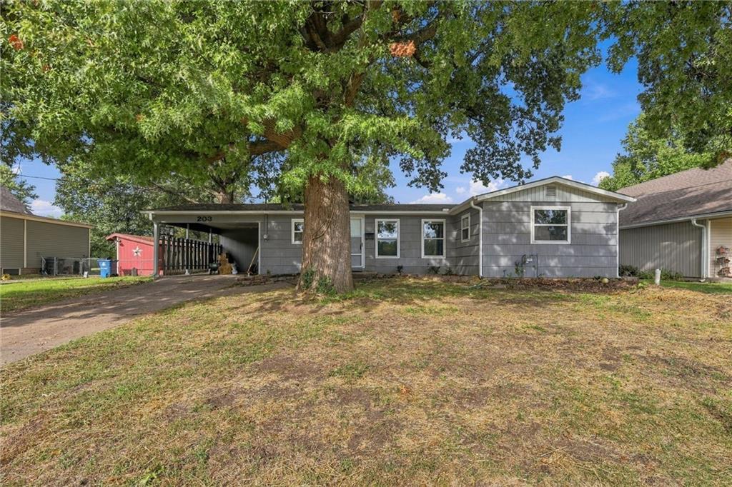 203 N Connor Street - Photo 1