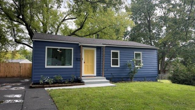 1503 N Hocker Avenue - Photo 1