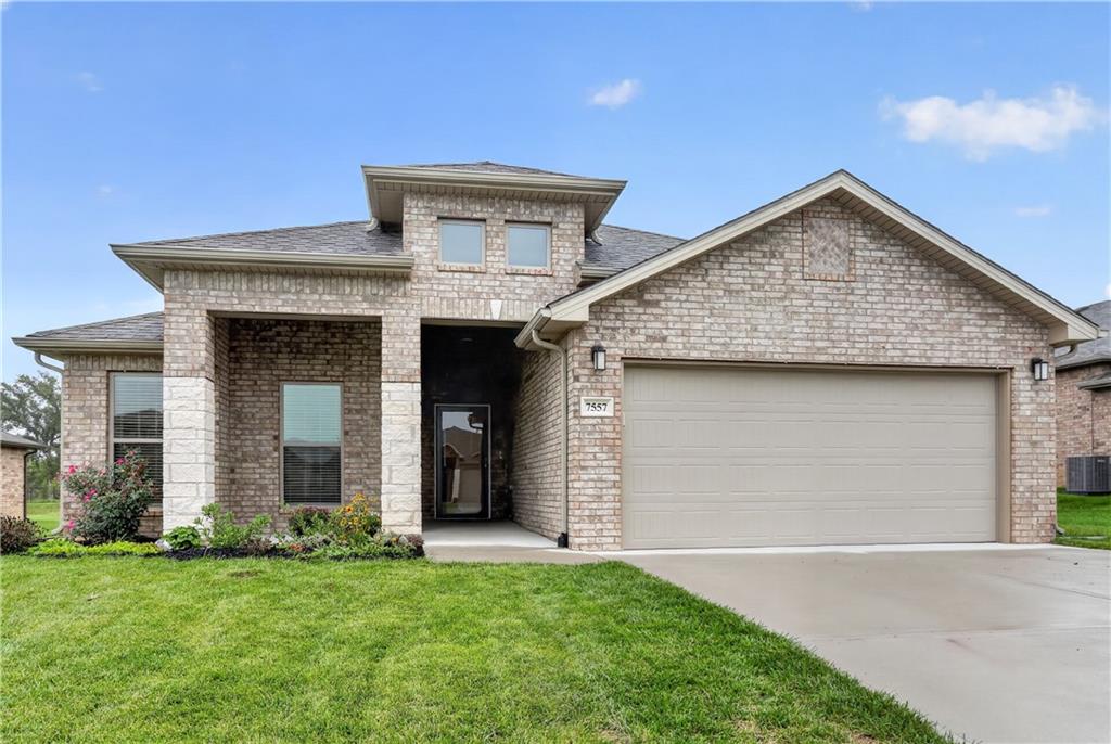 7557 McCormick Drive - Photo 1