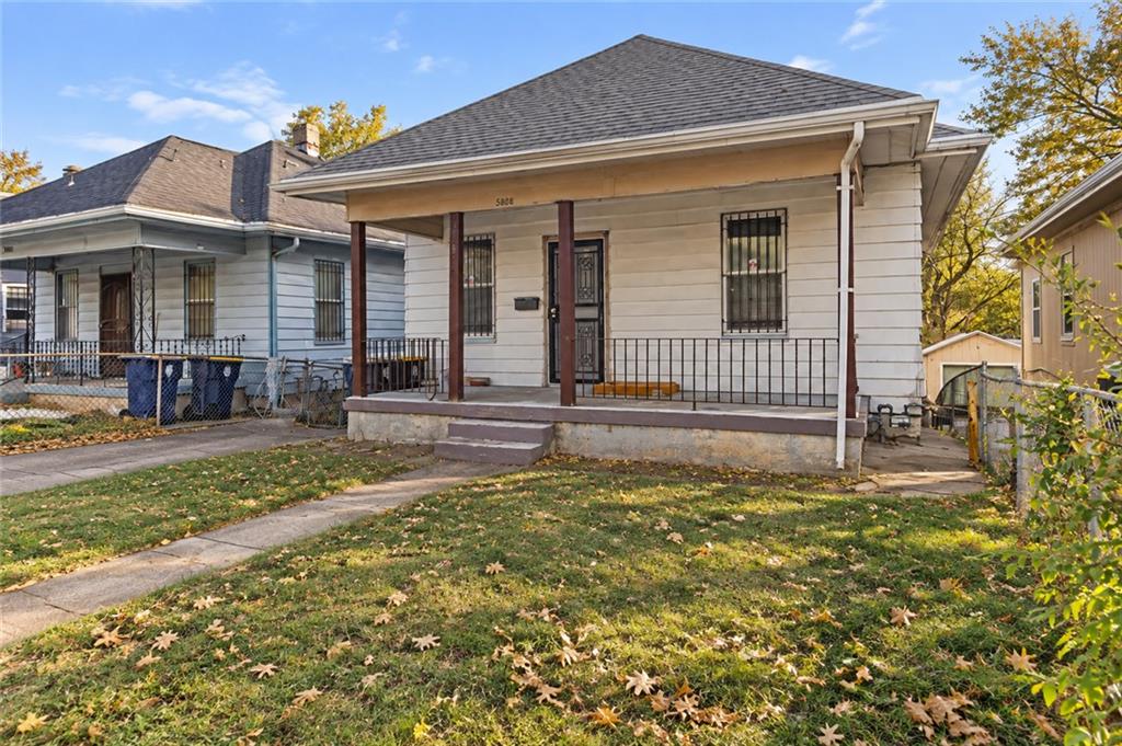 5809 Saint John Avenue - Photo 1