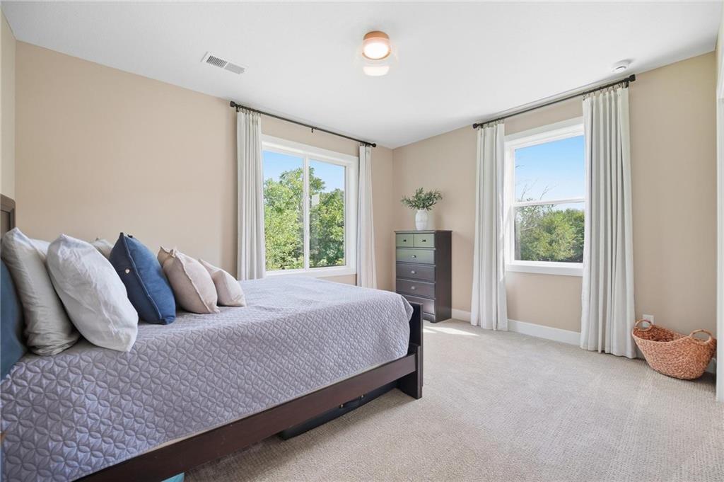 Thumbnail 52