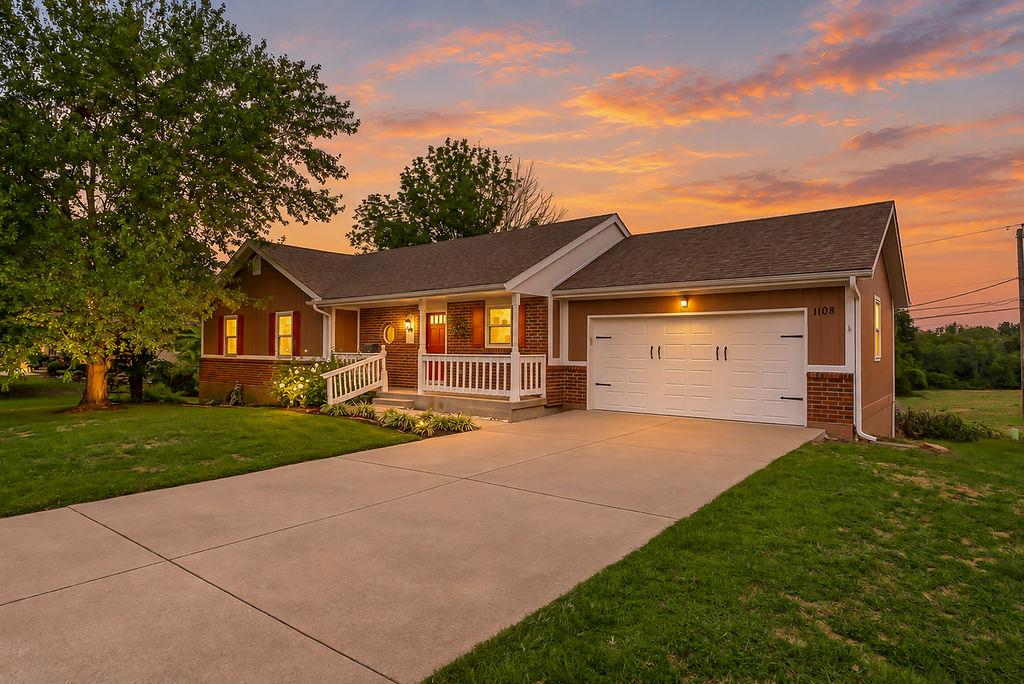 1108 Ash Street - Photo 1