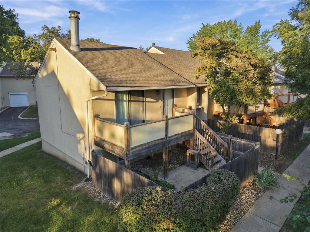 10806 Westgate Road - Photo 1