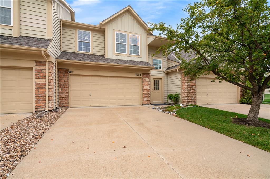8924 Inkster Street - Photo 1