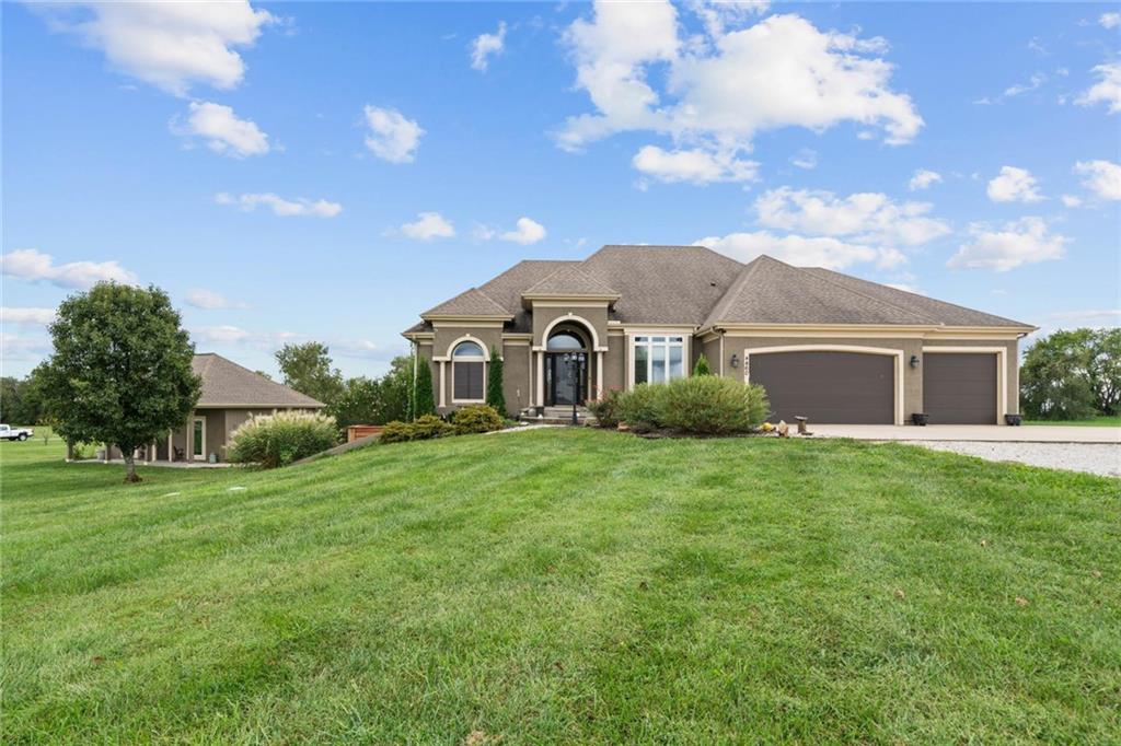 4460 Meadow Court - Photo 1