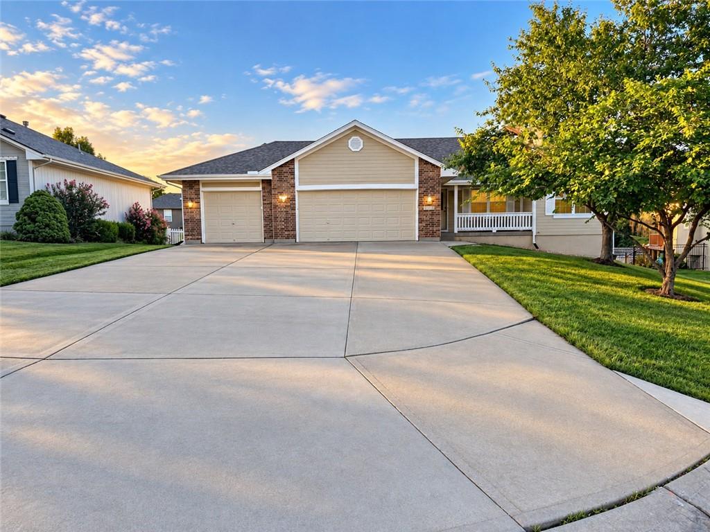 1715 Overbrook Lane - Photo 1