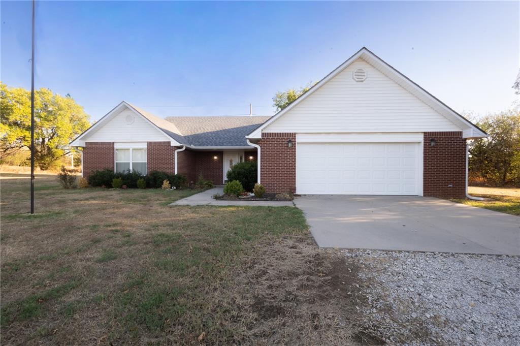 914 McBean Lane - Photo 1