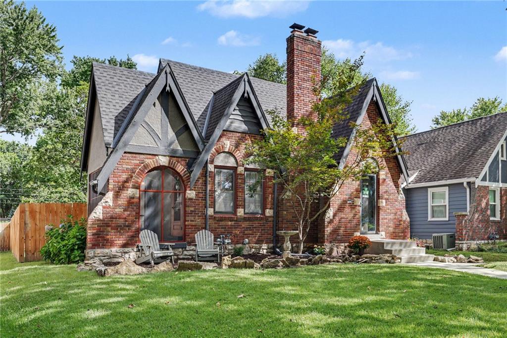 7559 Grand Avenue - Photo 1