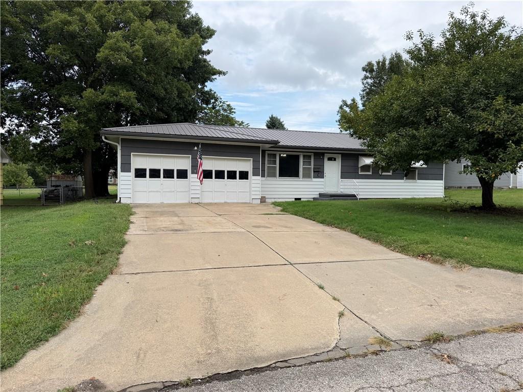 237 Kaw Avenue - Photo 1