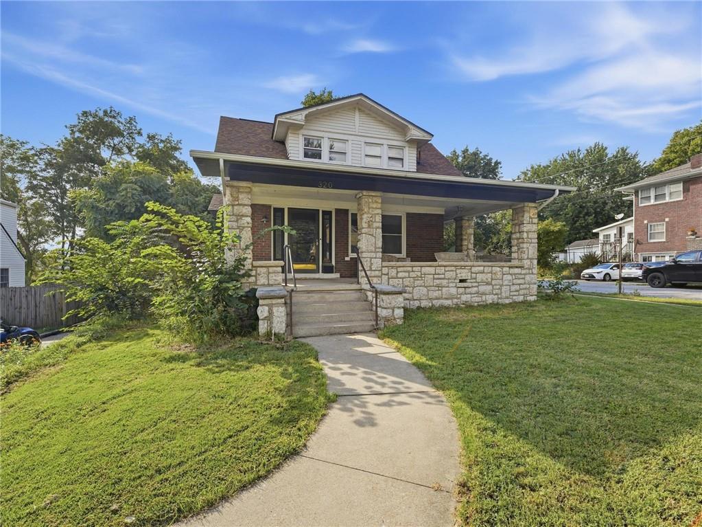 320 N River Boulevard - Photo 1