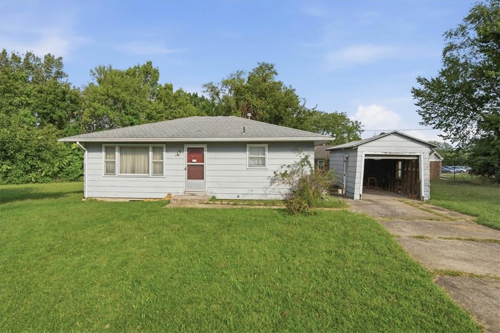 2115 SE Jefferson Street - Photo 1
