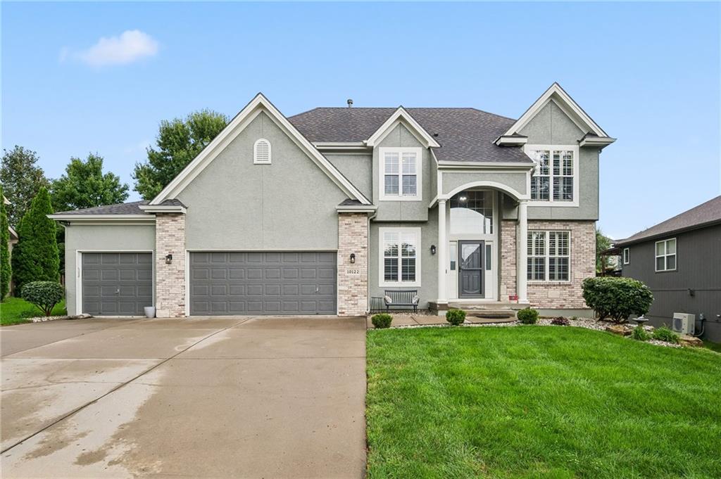 10122 N Lane Drive - Photo 1