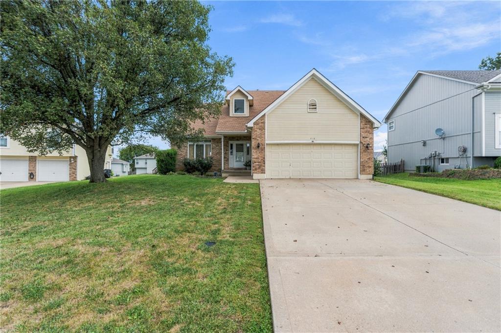 1112 Camelot Drive - Photo 1