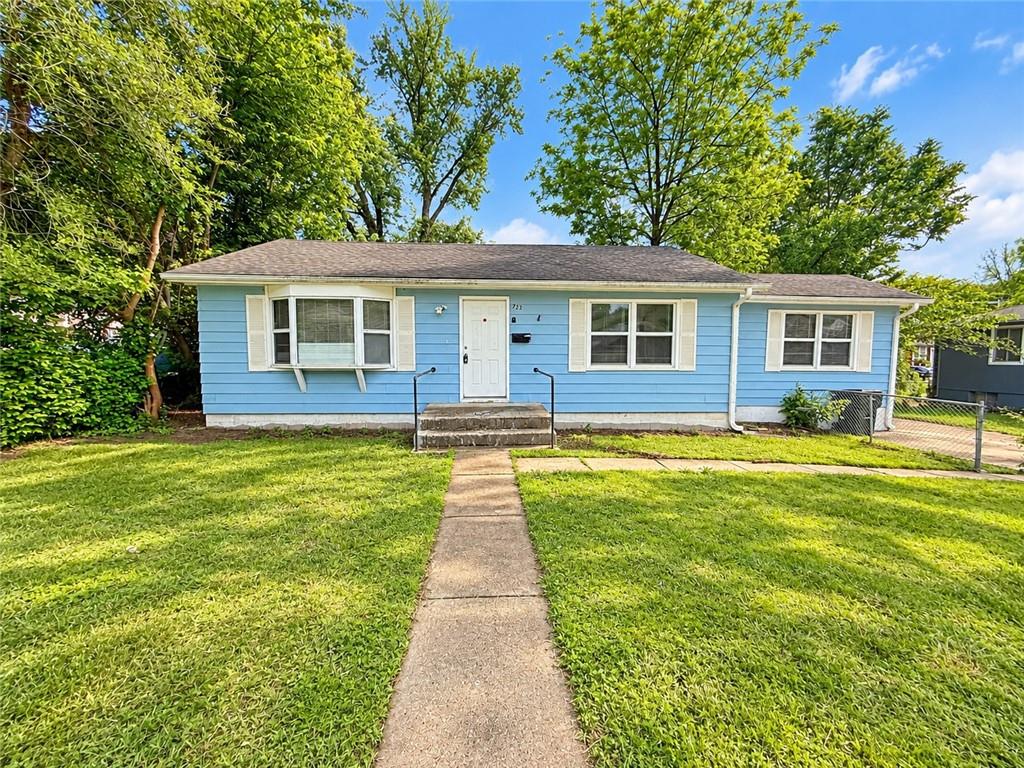 723 Pottawatomie Street - Photo 1