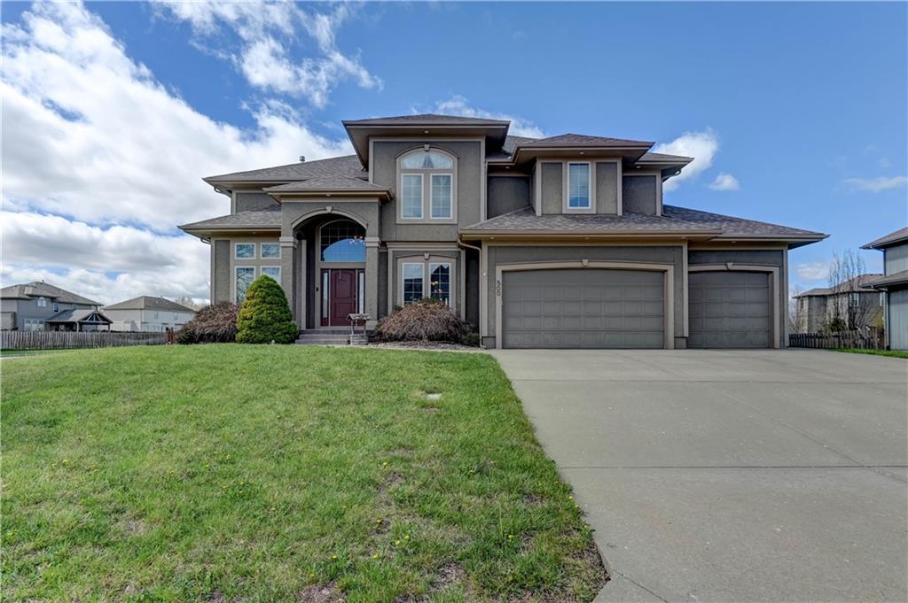 500 NE Woodpark Lane - Photo 1