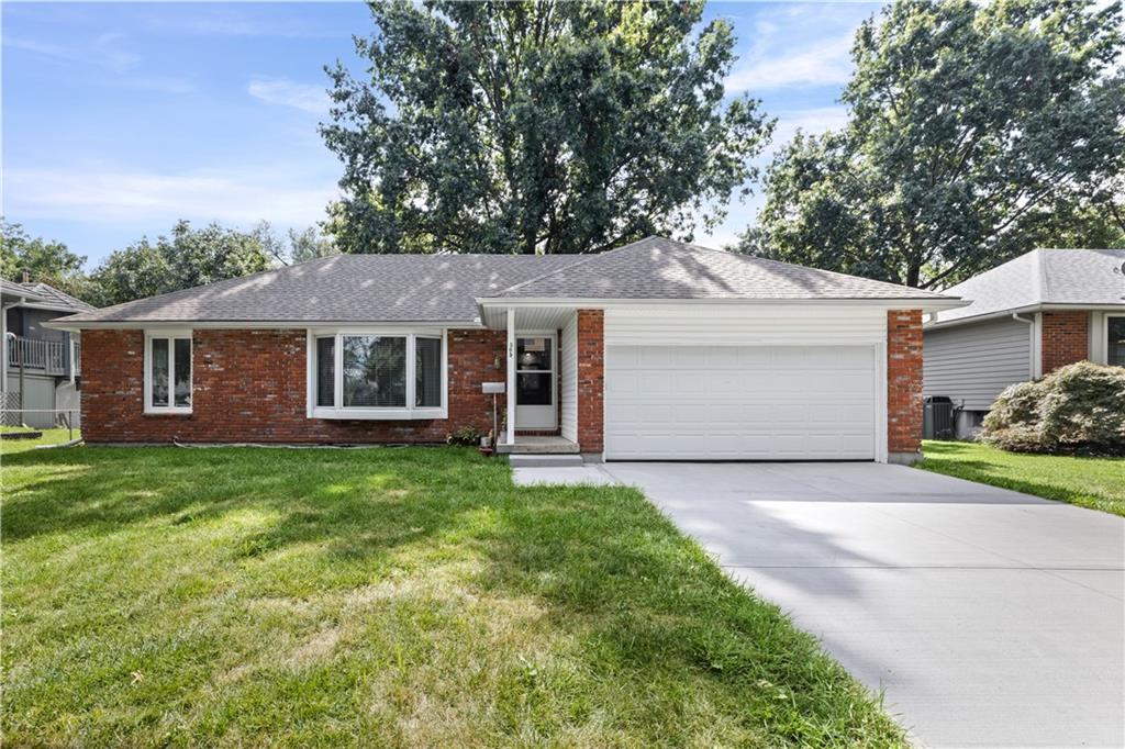 305 Canterbury Lane - Photo 1
