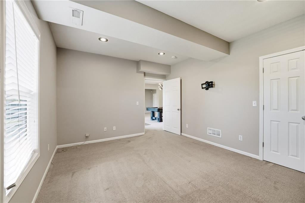Thumbnail 58
