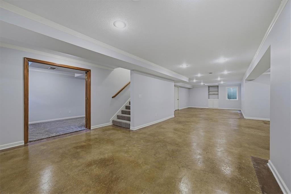 Thumbnail 32