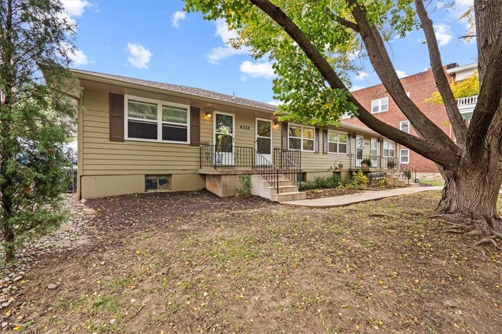 4308 Oak Street #1S - Photo 1