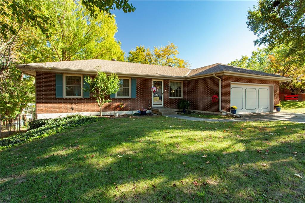 1913 Colony Lane - Photo 1