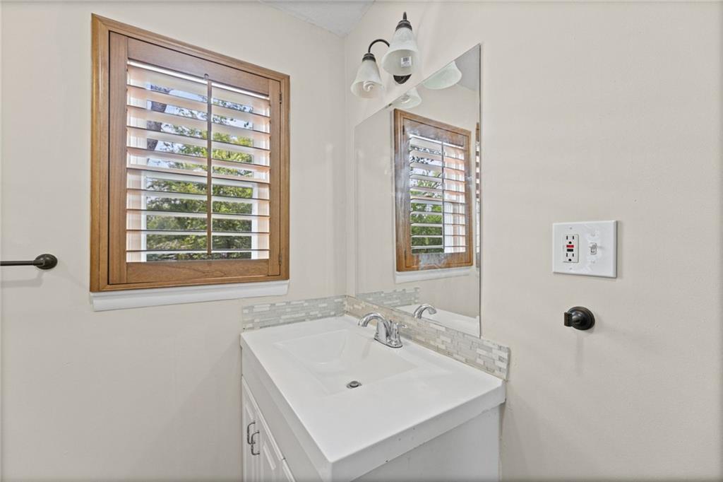 Thumbnail 19