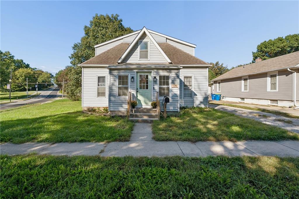 126 S Fairview Avenue - Photo 1