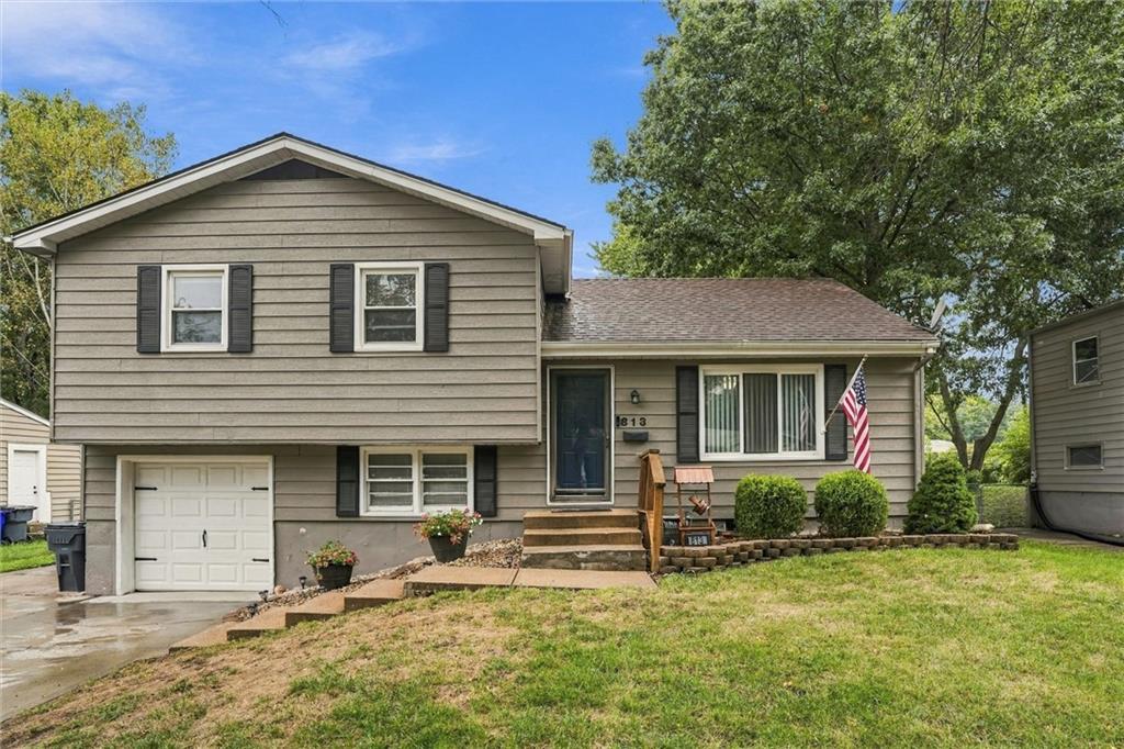 813 S Sunset Drive - Photo 1