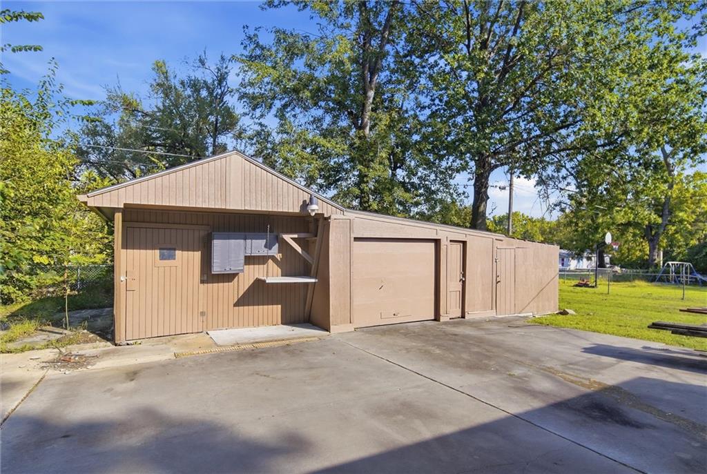 Thumbnail 34