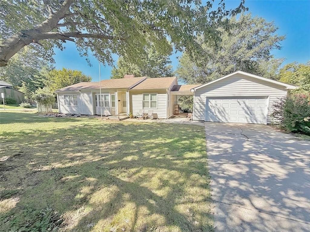 3690 S Crysler Avenue - Photo 1