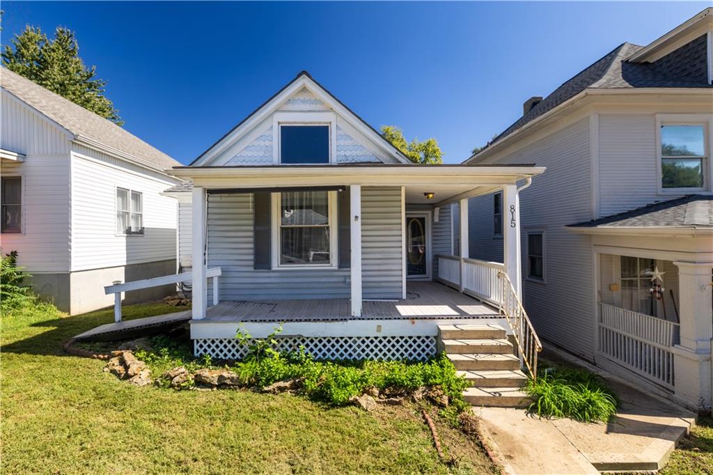 815 S 16th Street - Photo 1