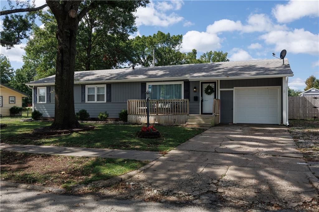 1031 N 18th Place - Photo 1