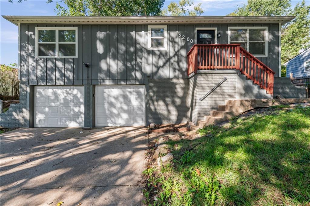 2200 Aqueduct Place - Photo 1