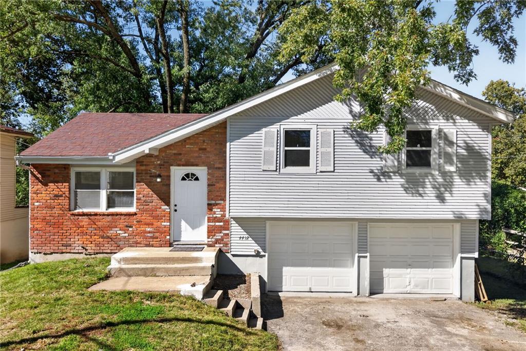 4412 N Olive Street - Photo 1