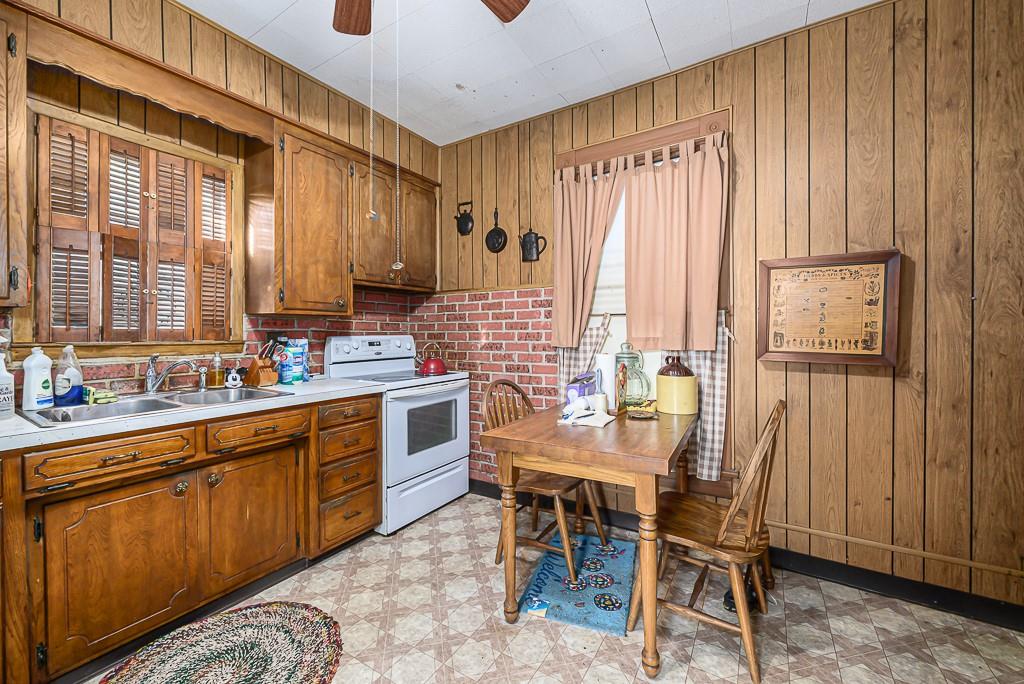 847 Tauromee Avenue - Photo 1